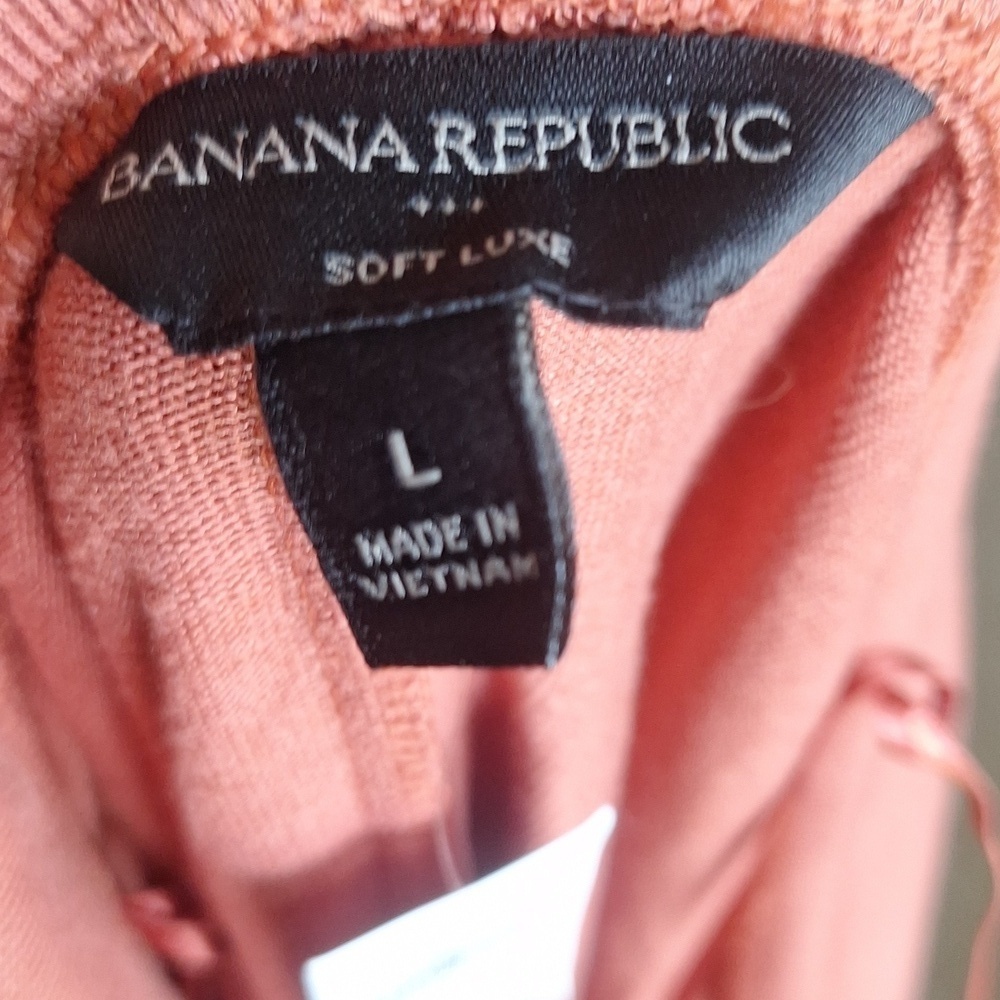 NWT! Banana Republic Soft Luxe Off Shoulder Sweater Top Size Large - Picture 7 of 9